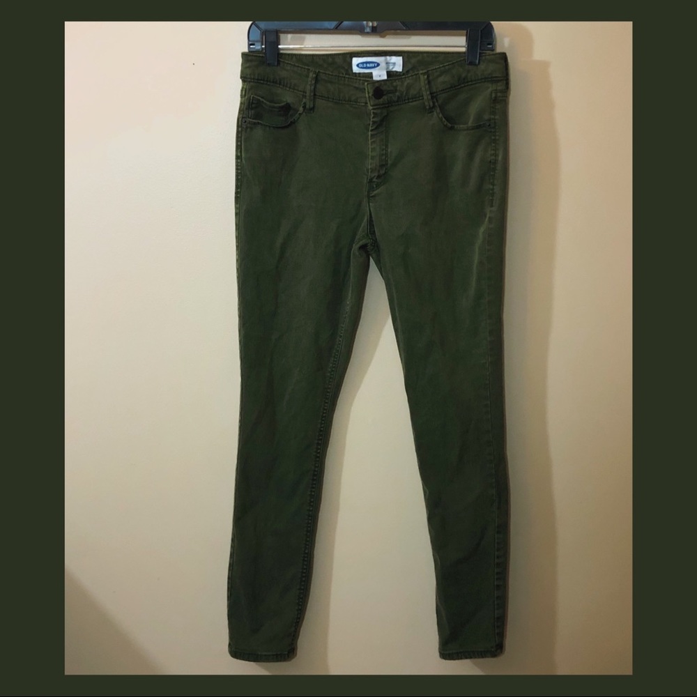 Old Navy Rockstar Super Skinny Jeans